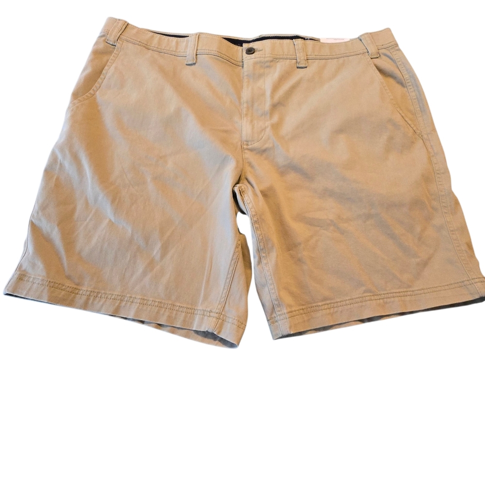 NWT St. John's Bay Men's Flat Front British Khaki Shorts Size 48 Big